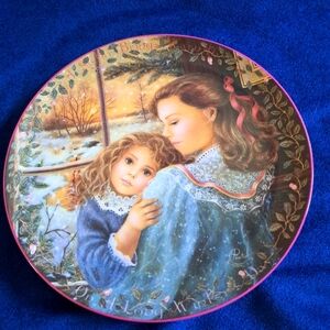 A Sister's Warmth Collector Plate Chantal Poulin Kindred Moments Bradford